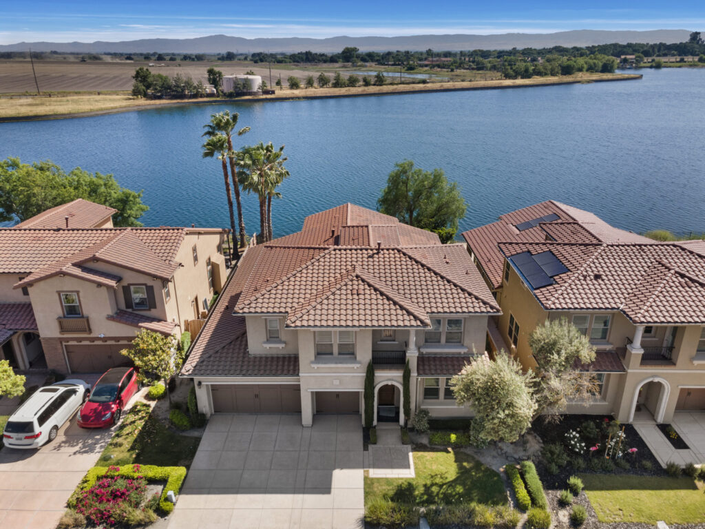 Featured image of Elissagaray Ranch & Hidden Lake, Tracy, CA Neighborhood Page